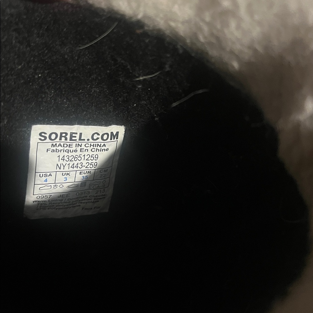 Sorel Black Winter Boots - Picture 7 of 7